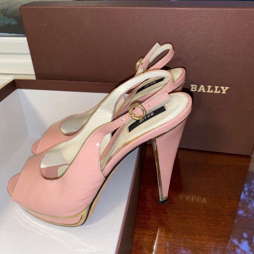 Bally Coral Pink Calf Patent Leather Slingback Stiletto platform size 7